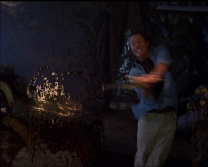 Charmed-Online_dot_net-5x01-2AWitchTail2293.jpg