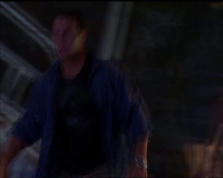 Charmed-Online_dot_net-5x01-2AWitchTail2325.jpg