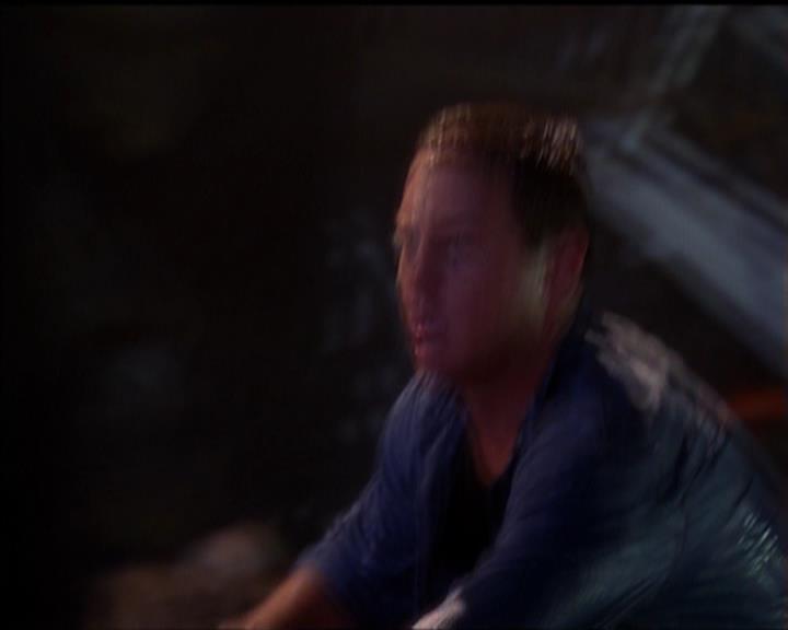 Charmed-Online_dot_net-5x01-2AWitchTail2326.jpg