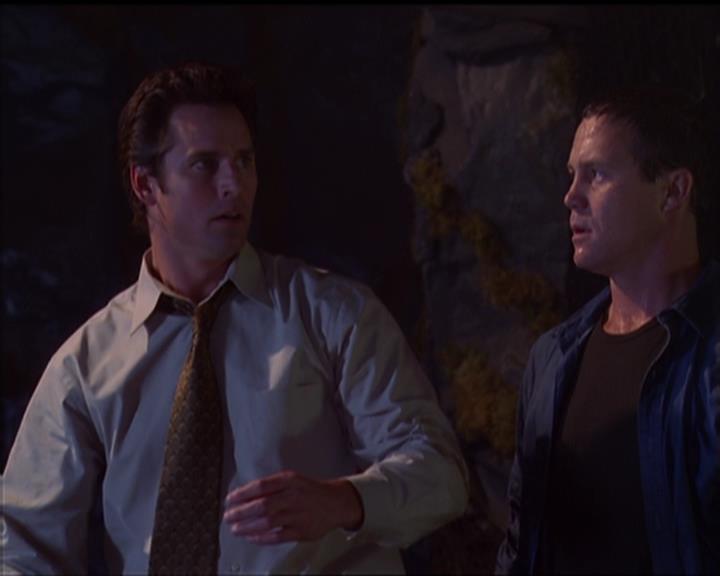 Charmed-Online_dot_net-5x01-2AWitchTail2343.jpg