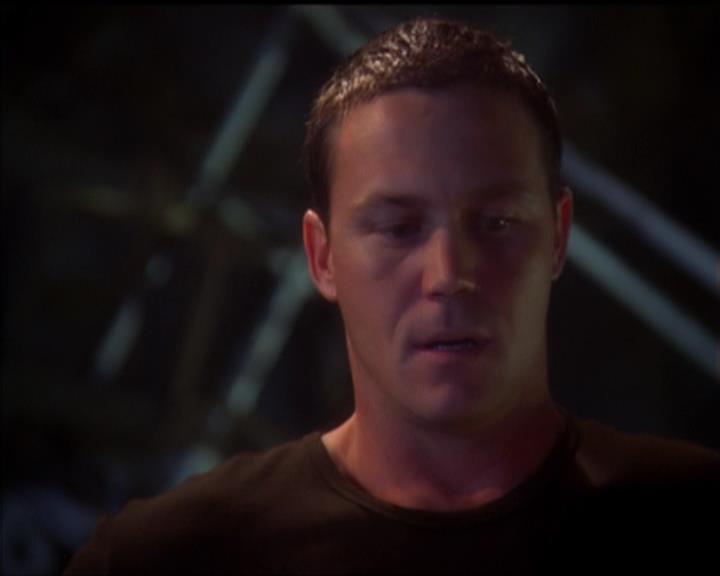 Charmed-Online_dot_net-5x01-2AWitchTail2436.jpg