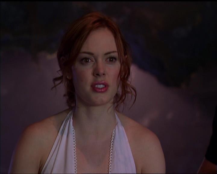 Charmed-Online_dot_net-5x01-2AWitchTail2469.jpg
