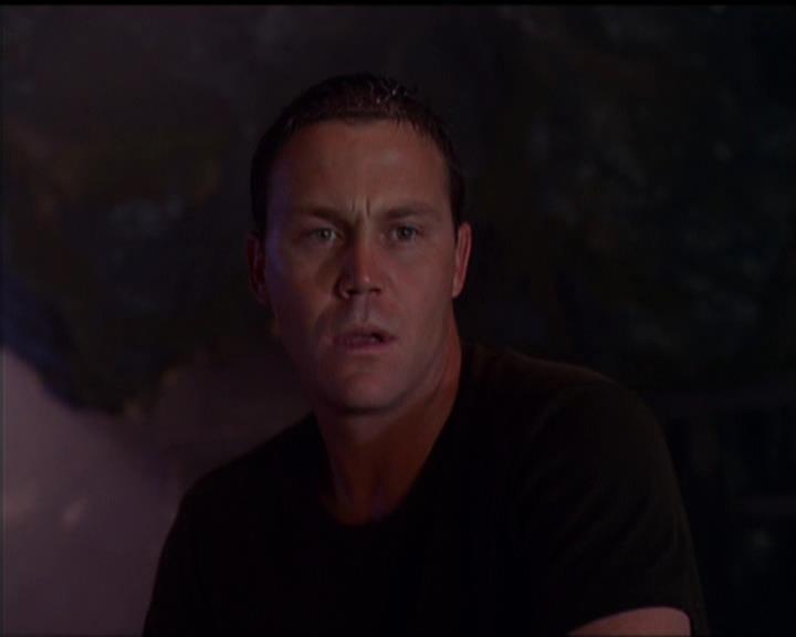 Charmed-Online_dot_net-5x01-2AWitchTail2478.jpg