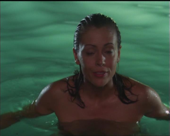Charmed-Online_dot_net-5x01-2AWitchTail2486.jpg