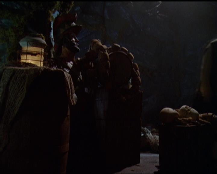 Charmed-Online_dot_net-5x02AWitchsTailPart2-0153.jpg