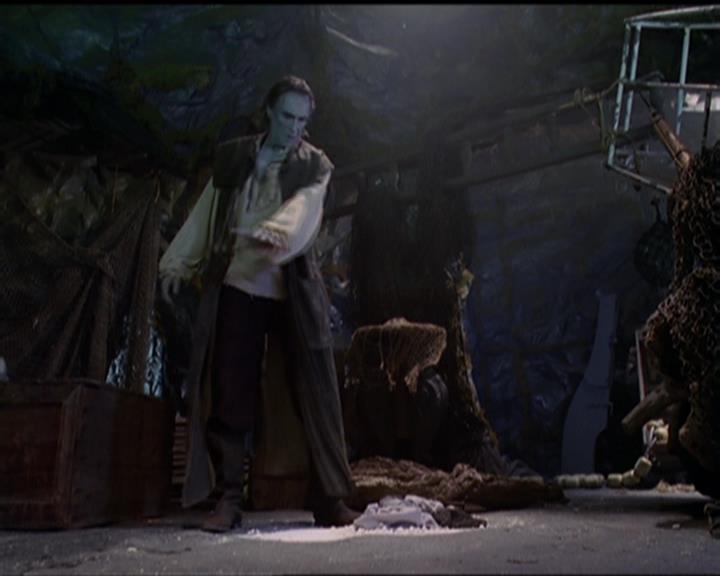 Charmed-Online_dot_net-5x02AWitchsTailPart2-0177.jpg