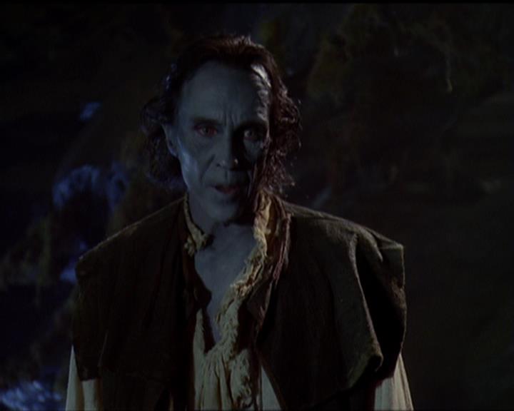 Charmed-Online_dot_net-5x02AWitchsTailPart2-0203.jpg