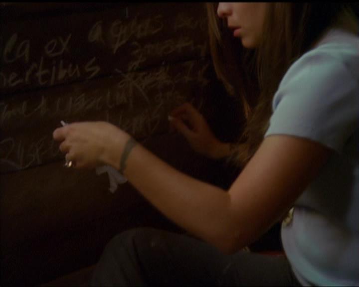 Charmed-Online_dot_net-5x02AWitchsTailPart2-0324.jpg