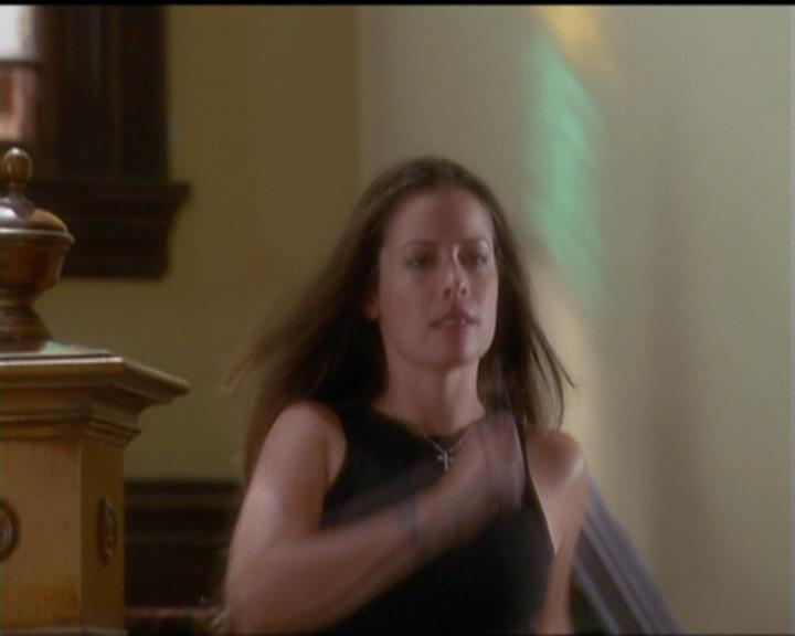 Charmed-Online_dot_net-5x02AWitchsTailPart2-0806.jpg