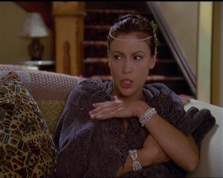 Charmed-Online_dot_net-5x02AWitchsTailPart2-0841.jpg
