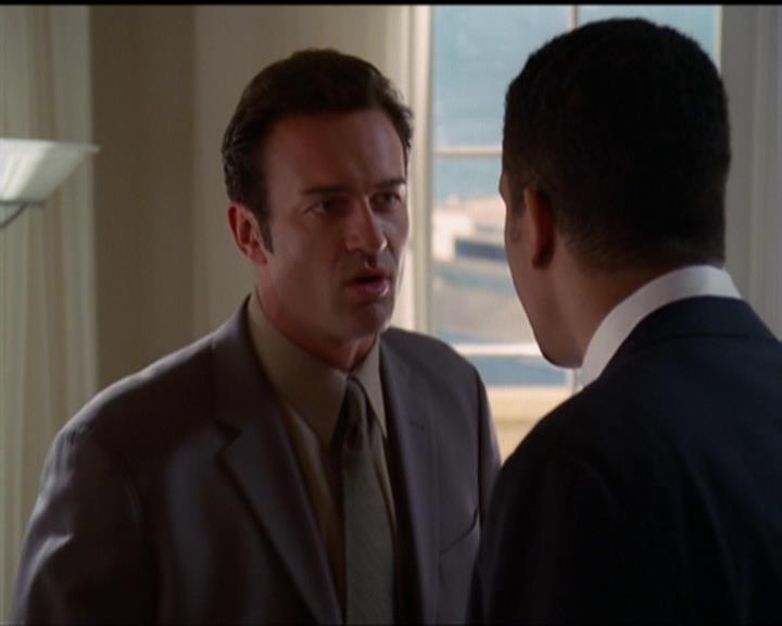 Charmed-Online_dot_net-5x02AWitchsTailPart2-1013.jpg