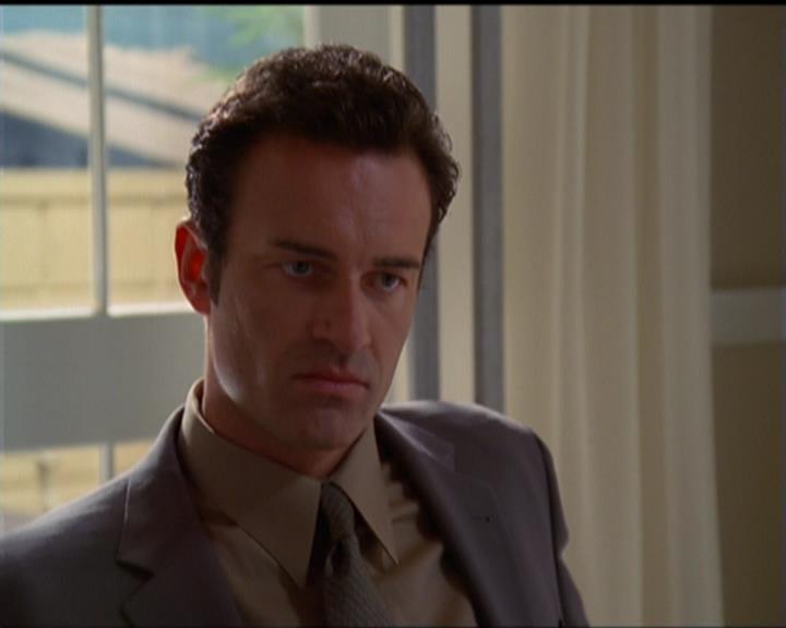 Charmed-Online_dot_net-5x02AWitchsTailPart2-1037.jpg