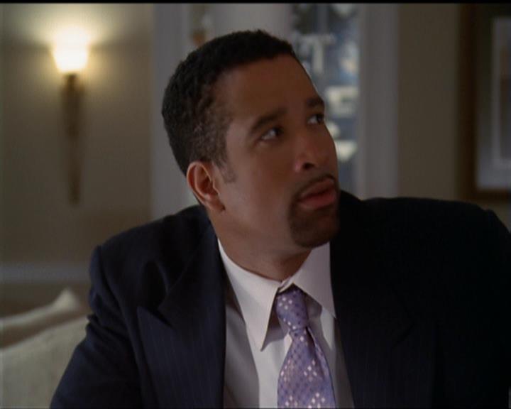 Charmed-Online_dot_net-5x02AWitchsTailPart2-1058.jpg