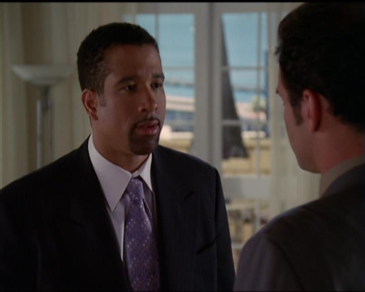 Charmed-Online_dot_net-5x02AWitchsTailPart2-1084.jpg