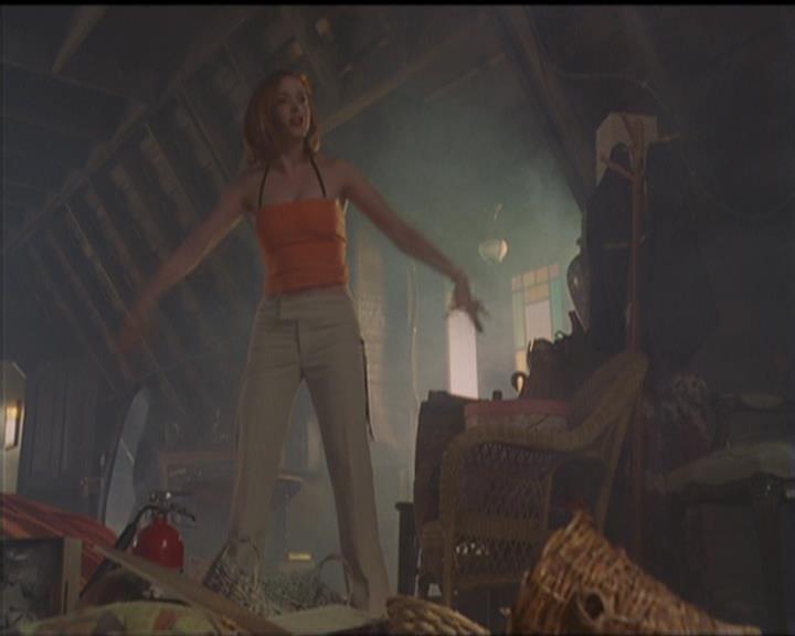 Charmed-Online_dot_net-5x02AWitchsTailPart2-1119.jpg
