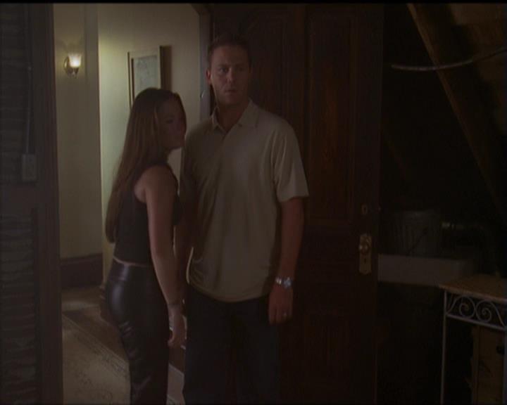 Charmed-Online_dot_net-5x02AWitchsTailPart2-1186.jpg