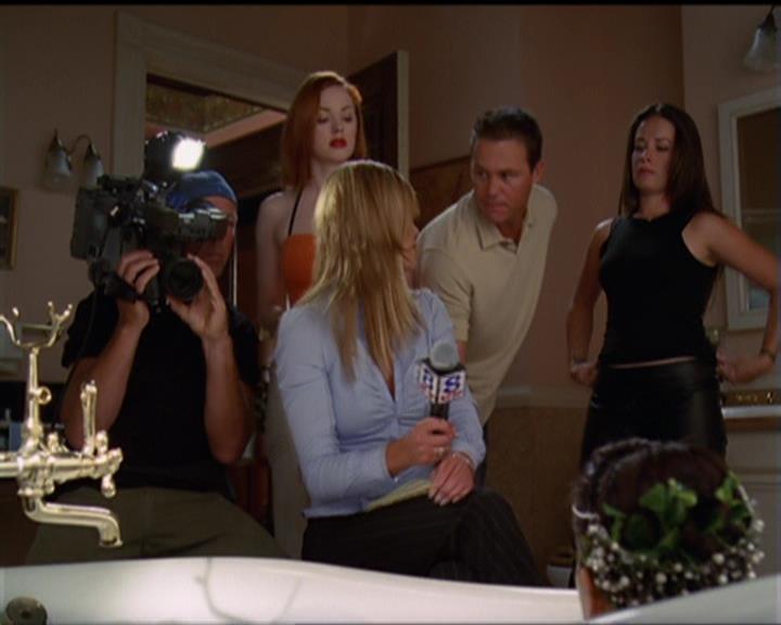 Charmed-Online_dot_net-5x02AWitchsTailPart2-1356.jpg