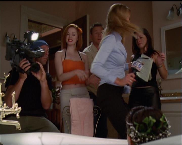Charmed-Online_dot_net-5x02AWitchsTailPart2-1359.jpg