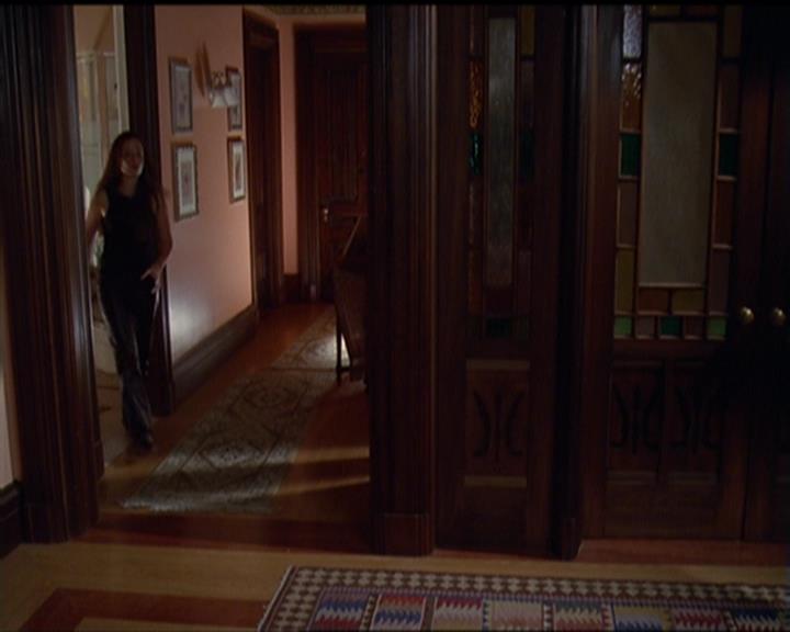 Charmed-Online_dot_net-5x02AWitchsTailPart2-1397.jpg