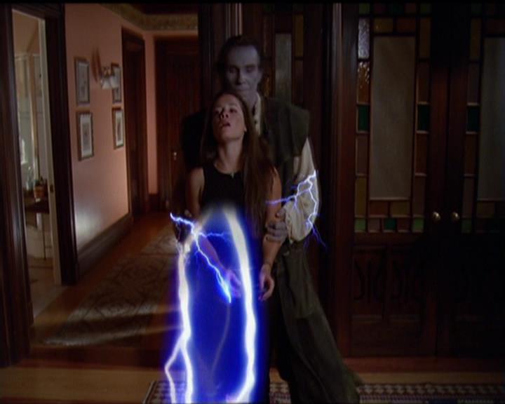 Charmed-Online_dot_net-5x02AWitchsTailPart2-1404.jpg Charmed-Online_dot_net-5x02AWitchsTailPart2-1404.jpg