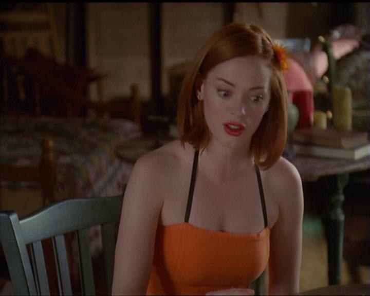 Charmed-Online_dot_net-5x02AWitchsTailPart2-1466.jpg