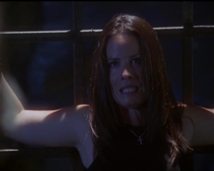 Charmed-Online_dot_net-5x02AWitchsTailPart2-1597.jpg