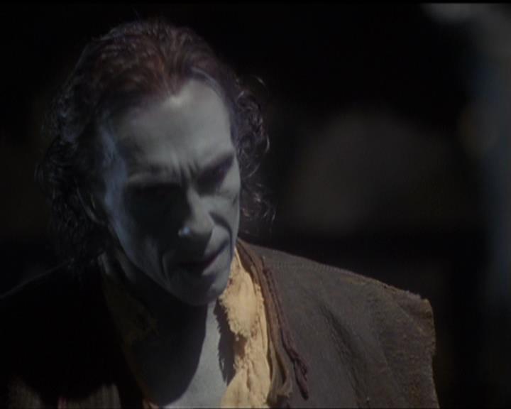Charmed-Online_dot_net-5x02AWitchsTailPart2-1616.jpg