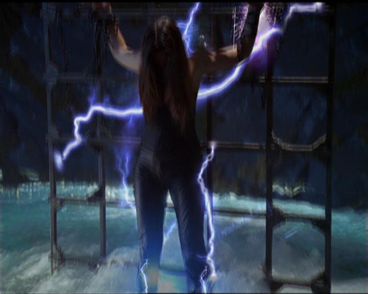 Charmed-Online_dot_net-5x02AWitchsTailPart2-1800.jpg