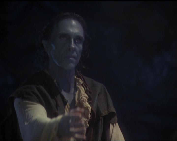 Charmed-Online_dot_net-5x02AWitchsTailPart2-1826.jpg