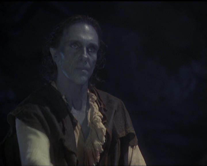 Charmed-Online_dot_net-5x02AWitchsTailPart2-1827.jpg