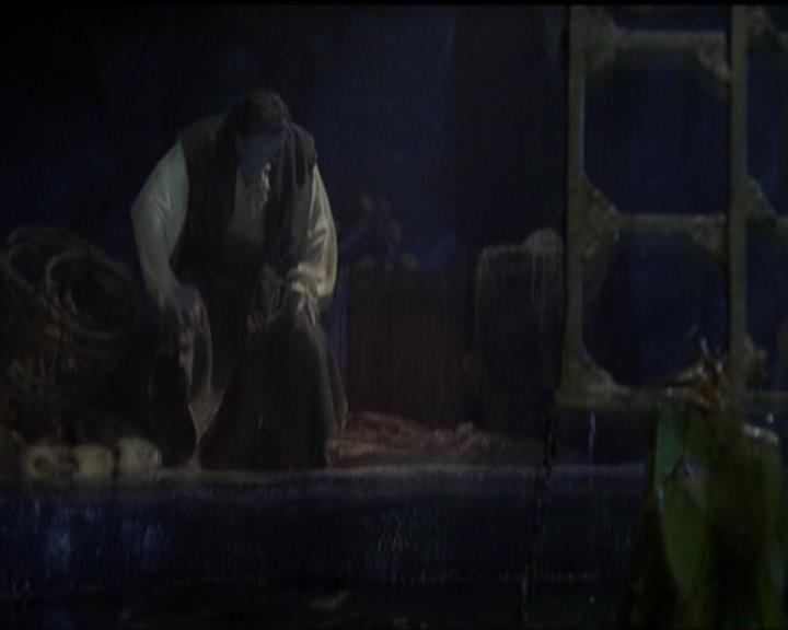 Charmed-Online_dot_net-5x02AWitchsTailPart2-1833.jpg