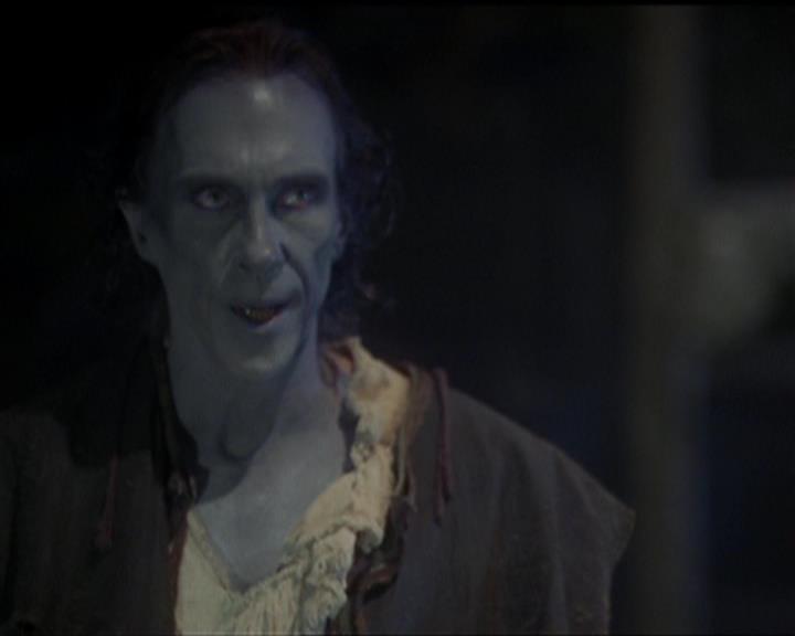 Charmed-Online_dot_net-5x02AWitchsTailPart2-1849.jpg
