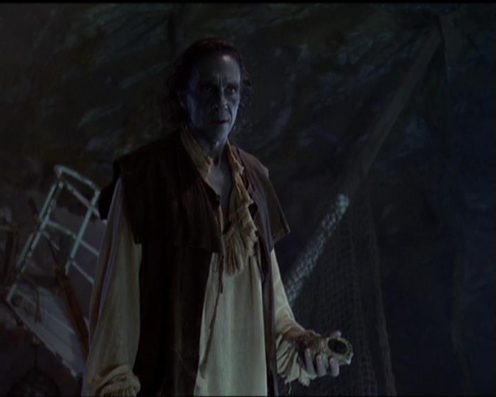 Charmed-Online_dot_net-5x02AWitchsTailPart2-1879.jpg