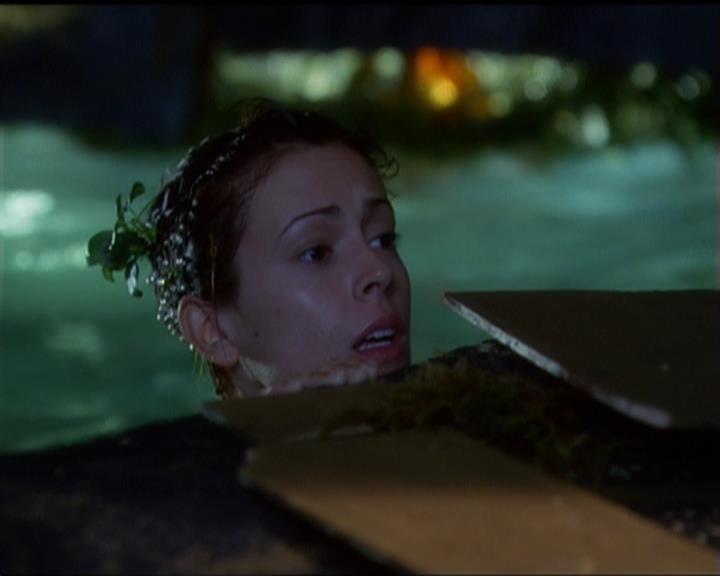 Charmed-Online_dot_net-5x02AWitchsTailPart2-1992.jpg