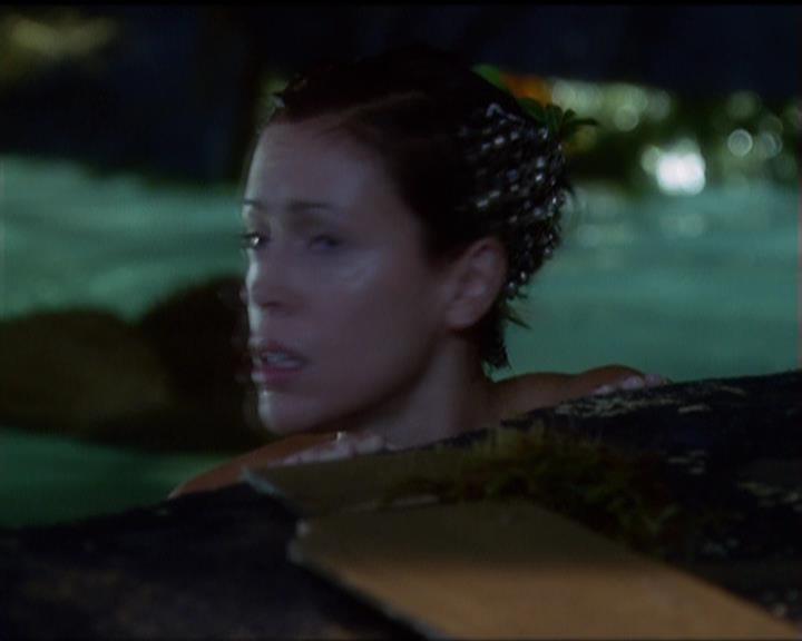 Charmed-Online_dot_net-5x02AWitchsTailPart2-2010.jpg