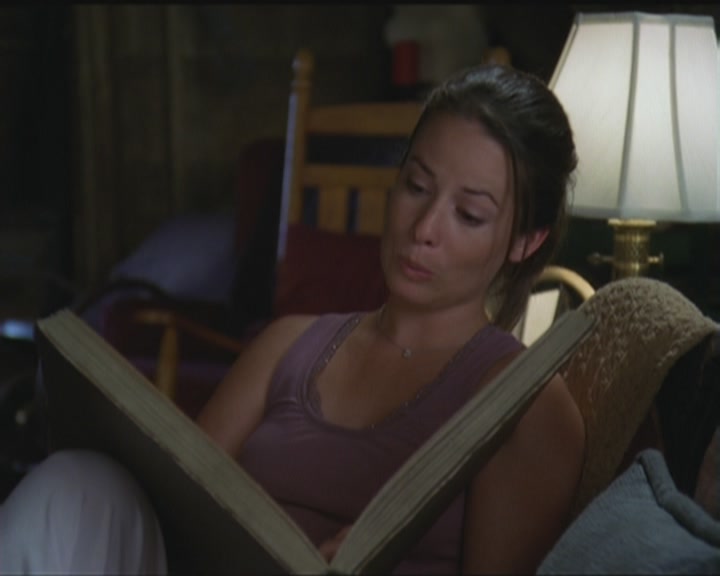 Charmed-Online_dot_net-5x03HappelyEverAfter0007.jpg