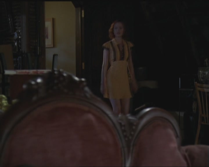 Charmed-Online_dot_net-5x03HappelyEverAfter0009.jpg