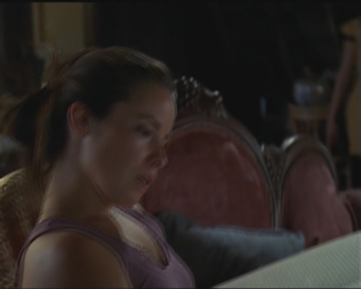 Charmed-Online_dot_net-5x03HappelyEverAfter0011.jpg