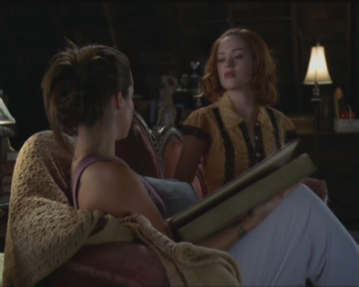 Charmed-Online_dot_net-5x03HappelyEverAfter0015.jpg