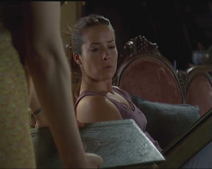 Charmed-Online_dot_net-5x03HappelyEverAfter0069.jpg