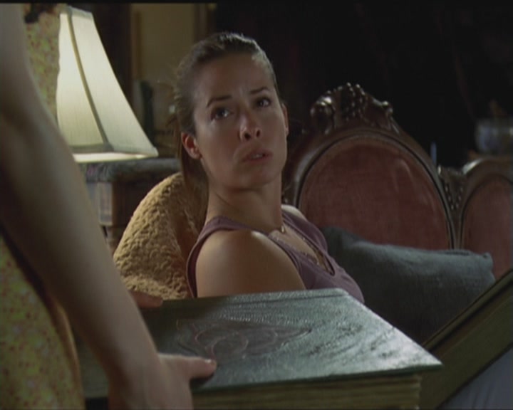 Charmed-Online_dot_net-5x03HappelyEverAfter0079.jpg