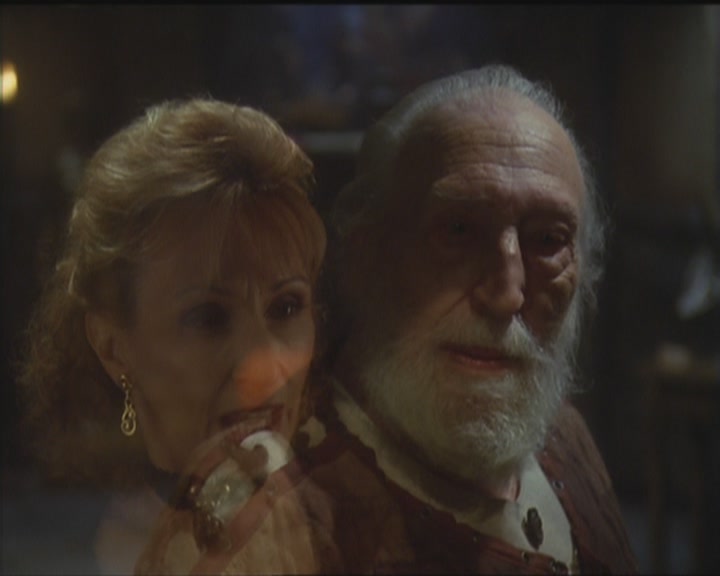 Charmed-Online_dot_net-5x03HappelyEverAfter0106.jpg