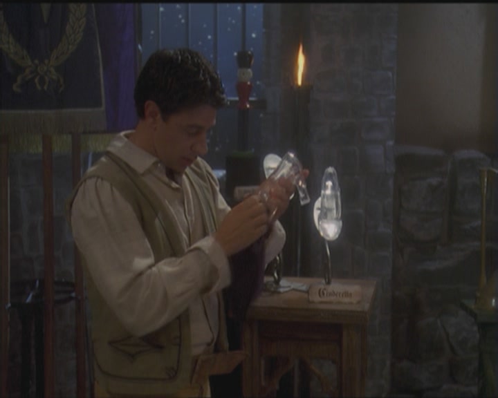 Charmed-Online_dot_net-5x03HappelyEverAfter0115.jpg