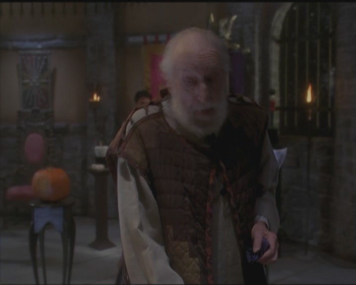 Charmed-Online_dot_net-5x03HappelyEverAfter0139.jpg
