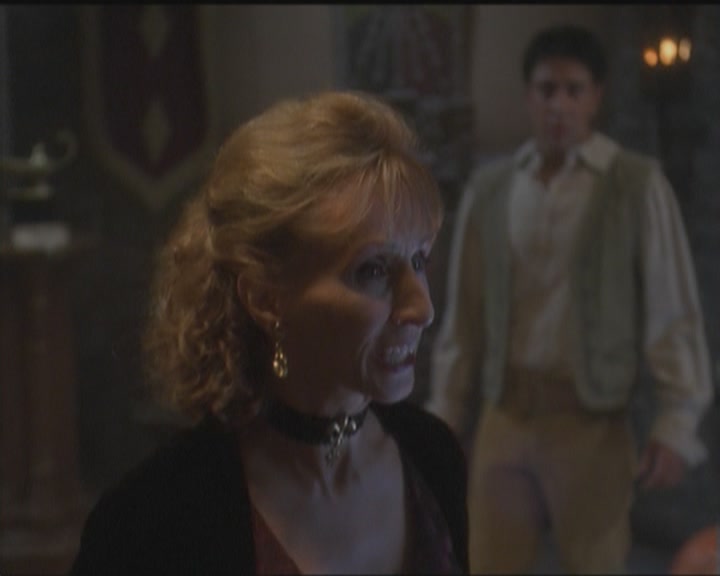 Charmed-Online_dot_net-5x03HappelyEverAfter0158.jpg