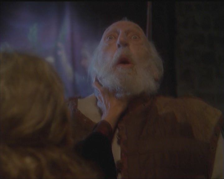Charmed-Online_dot_net-5x03HappelyEverAfter0160.jpg