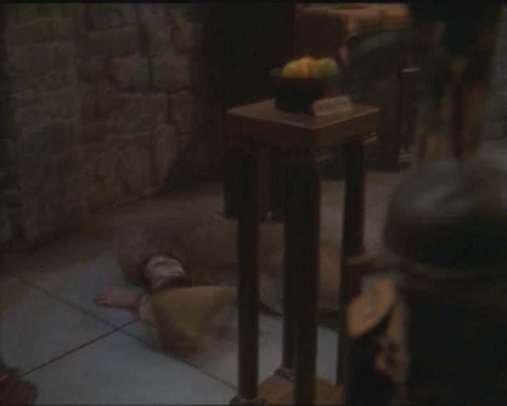Charmed-Online_dot_net-5x03HappelyEverAfter0165.jpg