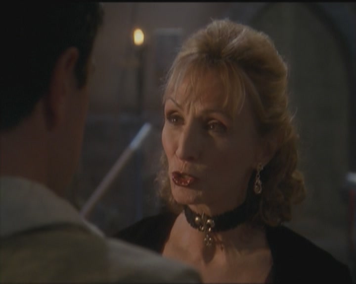 Charmed-Online_dot_net-5x03HappelyEverAfter0174.jpg