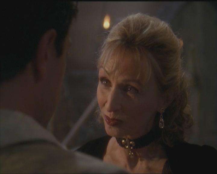 Charmed-Online_dot_net-5x03HappelyEverAfter0183.jpg