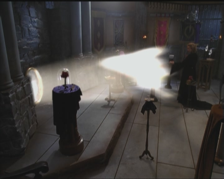 Charmed-Online_dot_net-5x03HappelyEverAfter0185.jpg